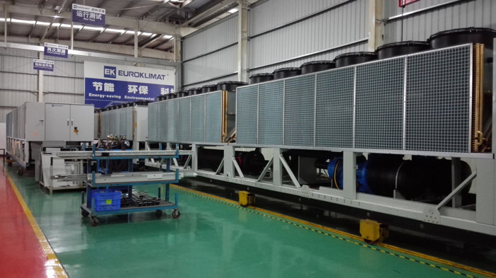 1168kw R134A Refrigerant Air Cooled Screw Chiller High Efficiency Air Cooled Chiller